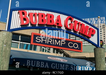 Un logo affiche à l'extérieur d'un Bubba Gump Shrimp Company restaurant lieu à Baltimore, Maryland le 11 janvier 2019. Banque D'Images