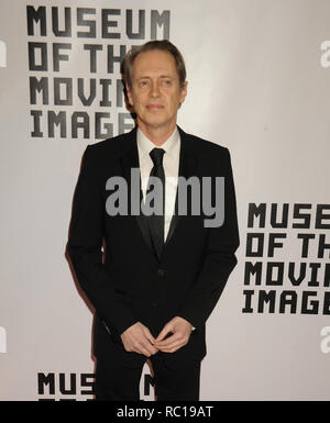 PHOTOS DE FICHIERS : 12 janvier 2019. NEW YORK, NY - 20 janvier : Steve Buscemi s'occupe en tant que musée de l'image en mouvement rend hommage à Julianne Moore à 583 Park Avenue, le 20 janvier 2015 à New York City People : Steve Buscemi Credit : tempêtes Media Group/Alamy Live News Banque D'Images