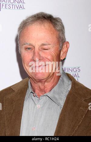 Palm Springs, CA. Jan 11, 2019. Tristan Rogers aux arrivées pour marcher jusqu'à Vegas en première mondiale au 30ème Festival International du Film de Palm Springs, Richards Centre for the Arts à l'école secondaire de Palm Springs, Palm Springs, CA, le 11 janvier 2019. Credit : Priscilla Grant/Everett Collection/Alamy Live News Banque D'Images