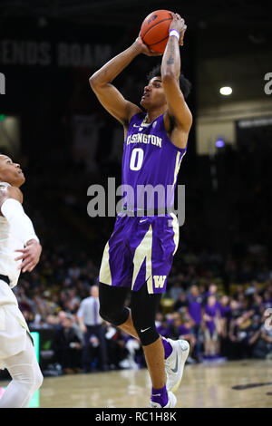 Boulder, CO, USA. Jan 12, 2019. Washington Huskies guard Jamal Bey (0) tire la balle contre Colorado dans la première moitié de la Coors Events Center à Boulder, CO. Credit : csm/Alamy Live News Banque D'Images