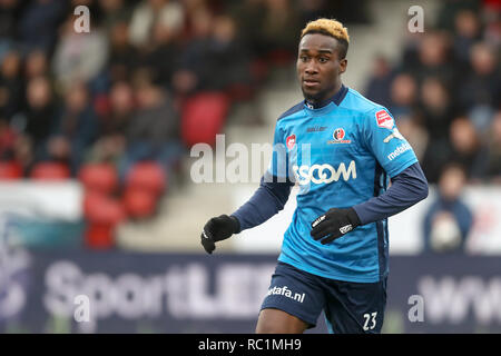 VELSEN , 13-01-2018 , Telstar - Helmond Sport , Rabobank IJmond Stadion , Football , Keuken Kampioen Divisie , saison 2018 / 2019. Helmond Sport player Richelor Sprangers pendant le match Telstar - Helmond Sport Banque D'Images