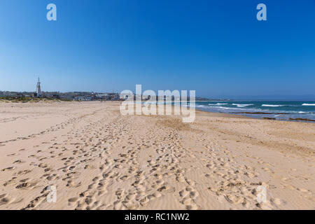 La plage de Jeffreys Bay - South African capital du surf Banque D'Images