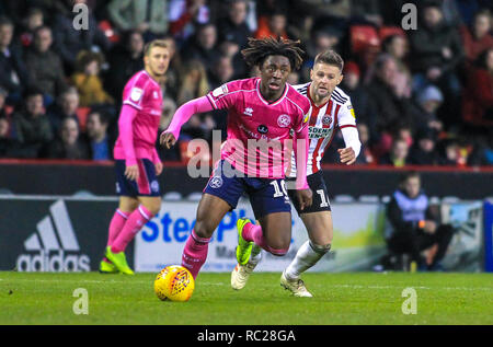 12 janvier 2019, Bramall Lane, Sheffield, Angleterre ; Sky Bet Championship, Sheffield United vs Queens Park Rangers ; Eberechi Eze (10) de QPR avec la balle Crédit : Craig Milner/News Images images Ligue de football anglais sont soumis à licence DataCo Banque D'Images