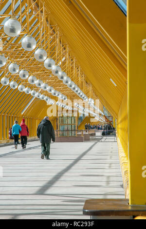 Moscou / Russie - 18 mars 2009 - La passerelle piétonne sur l'Pushkinsky Andreevsky (pont) à Moscou, Fédération de Russie Banque D'Images