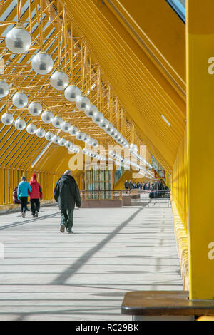 Moscou / Russie - 18 mars 2009 - La passerelle piétonne sur l'Pushkinsky Andreevsky (pont) à Moscou, Fédération de Russie Banque D'Images