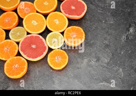 tranches de fruits orange citron Banque D'Images