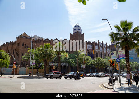 Vue extérieure de détail sur la Plaza de Toros Monumental (Arènes) à Barcelone - Catalogne, Espagne Banque D'Images