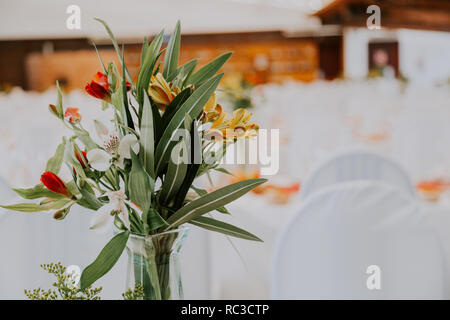 Détail d'un des fleurs sur une salle de mariage Banque D'Images