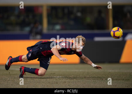 Filip Helander (Bologne) au cours de la 'Italien Italie Cup' match entre Bologne 0 - 2 Juventus au stade Renato Dall'Ara, le 12 janvier 2019 à Bologne, en Italie. Credit : Maurizio Borsari/AFLO/Alamy Live News Banque D'Images