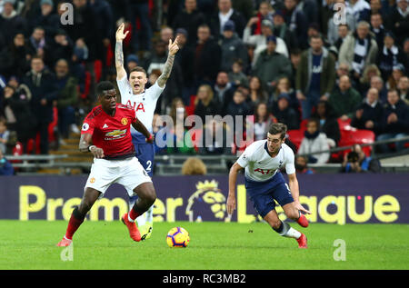 Londres, Royaume-Uni. 13e Janvier 2019. Paul Pogba Manchester United au cours au cours de Premier League anglaise entre Tottenham Hotspur et Manchester United au stade de Wembley, Londres, Angleterre le 13 Jan 2019 Action Sport Crédit photo FA Premier League Ligue de football et les images sont soumis à licence. DataCo Usage éditorial uniquement. Pas de vente d'impression. Aucun usage personnel des ventes. Aucune UTILISATION NON RÉMUNÉRÉ : Crédit photo Action Sport/Alamy Live News Banque D'Images