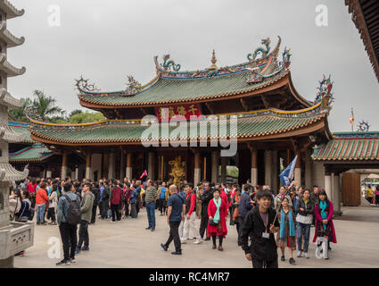 Les touristes sur l'Putuo Temple ou Nanputuo à Xiamen Banque D'Images