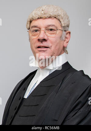 Sir Peter Openshaw à Preston le Tribunal de la Couronne avant le procès d'Hillsborough match le commandant David Duckenfield, 73 ans, accusé de l'homicide involontaire coupable par négligence grave de 95 supporters de Liverpool en 1989 FA Cup demi-finale. Banque D'Images