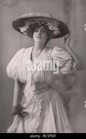 'Miss Gabrielle Ray', (1883-1973), c1930. Créateur : Inconnu. Banque D'Images