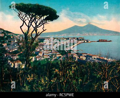 'Napoli - Panorama Dalla Tomba di Virgilio', (Tombeau de Virgile ), c1900. Créateur : Inconnu. Banque D'Images