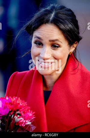 Birkenhead, UK. 14 Jan, 2019. Meghan, duchesse de Sussex à Hamilton Square à Birkenhead, le 14 janvier 2019, à respecter un certain nombre d'organisations locales qui appuient et l'autonomisation des groupes au sein de la communauté Crédit : Albert Nieboer/ Pays-Bas OUT/Point de vue OUT/dpa/Alamy Live News Banque D'Images