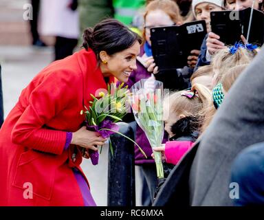 Birkenhead, UK. 14 janvier, 2019. Meghan, La Duchesse de Sussex à Hamilton Square à Birkenhead, le 14 janvier 2019, à respecter un certain nombre d'organisations locales qui appuient et l'autonomisation des groupes au sein de la communauté Photo : Albert Nieboer/ Pays-Bas OUT/Point de vue OUT | Crédit : afp photo alliance/Alamy Live News Banque D'Images