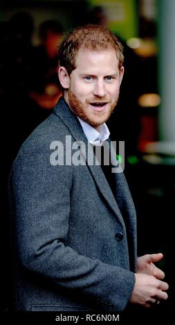 Birkenhead, UK. 14 janvier, 2019. Le prince Harry, le duc de Sussex à Hamilton Square à Birkenhead, le 14 janvier 2019, à respecter un certain nombre d'organisations locales qui appuient et l'autonomisation des groupes au sein de la communauté Photo : Albert Nieboer/ Pays-Bas OUT/Point de vue OUT | Crédit : afp photo alliance/Alamy Live News Banque D'Images