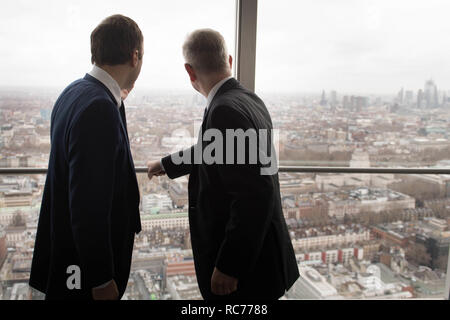 Secrétaire de l'environnement Michael Gove (droite) et Secrétaire de la santé à la BT Matt Hancock Tower à Londres pour le lancement d'une stratégie de la pollution de l'air émissions, tel que décrit dans la stratégie de l'air pur du gouvernement. Banque D'Images