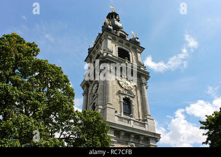 Mons, Belgique. Le beffroi de Mons, le seul clocher baroque en Belgique et un site du patrimoine mondial depuis 1999 Banque D'Images