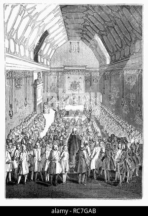 La Chambre des Lords, durant le règne du Roi George II. Comme la Chambre des communes, il se réunit dans le Palais de Westminster, mais a été plus puissante que la Chambre des communes. La Chambre basse a continué de croître en influence, atteignant une apogée au 17e siècle, lorsqu'à la suite de la guerre civile anglaise, la Chambre des Lords a été réduit à un corps en grande partie impuissante. Le 19 mars 1649, la Chambre des Lords a été aboli par une loi du Parlement. Après la Convention, s'est réunie en 1660 et la monarchie a été restauré, il est devenu à nouveau le plus puissant de chambre du Parlement, jusqu'au xixe siècle. Banque D'Images