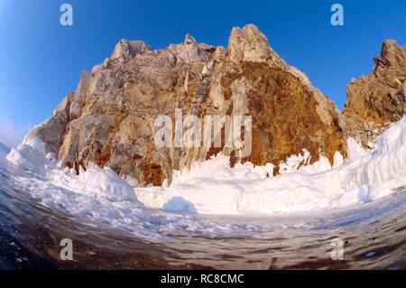 Chamanka montagne, Shaman, l'île Olkhon, le lac Baïkal, en Sibérie, la Russie, l'Eurasie Banque D'Images