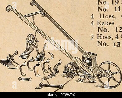 . Dreer's garden book 1920. Les catalogues de graines de pépinière ; catalogues ; Matériel et fournitures de jardinage graines de fleurs ; Catalogues Catalogues ; Graines de legumes fruits ; Catalogues Catalogues de graines. 12 planète Jr., Double Volant Hoe. N° 25 Planète JK. Hill et combiné Semoir Semoir roue double et Hoe. Veuillez noter que ces images sont extraites de la page numérisée des images qui peuvent avoir été retouchées numériquement pour plus de lisibilité - coloration et l'aspect de ces illustrations ne peut pas parfaitement ressembler à l'œuvre originale.. Henry A. Dreer (Cabinet) ; Henry G. Gilbert Pépinière et du commerce de semences Catalogue Collection. Philadel Banque D'Images