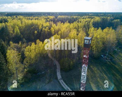Mezciems, Jelgava. La Lettonie. Tour d'observation des incendies. Banque D'Images