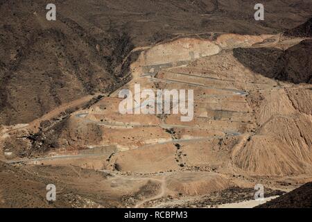 Paysage du sud du Dhofar, Jabal al-Qamar, route vers le Yémen, Oman, Péninsule Arabique, au Moyen-Orient, en Asie Banque D'Images