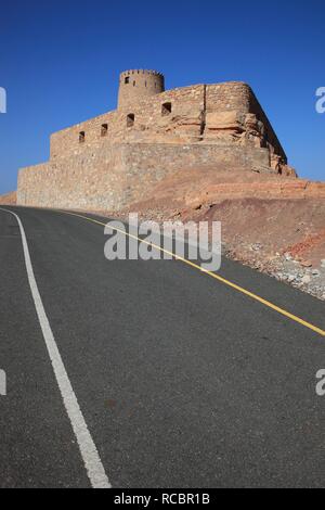 Al Qala Fort, Bukha, dans l'enclave omanaise de Musandam, Oman, Péninsule Arabique, au Moyen-Orient, en Asie Banque D'Images