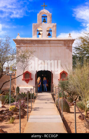 Chapelle mortuaire dans les motifs de la Mission San Xavier del Bac à Tucson, AZ Banque D'Images