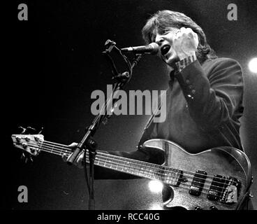 Paul McCartney en concert à l'Centrum à Worcester, MA USA 1990 photo de Bill belknap Banque D'Images