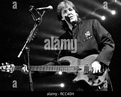 Paul McCartney en concert à l'Centrum à Worcester, MA USA 1990 photo de Bill belknap Banque D'Images