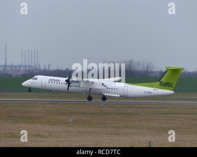 Air Baltic, De Havilland Canada DHC-8-400, YL-BBU (17038654482). Banque D'Images