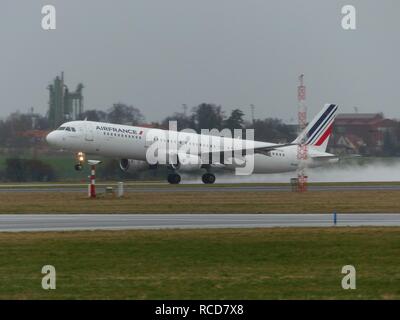 Air France, Airbus A321-200, F-GTAZ (16853853399). Banque D'Images