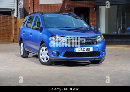 2013 Dacia Logan MCV break budget Banque D'Images