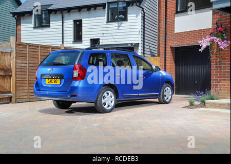 2013 Dacia Logan MCV break budget Banque D'Images