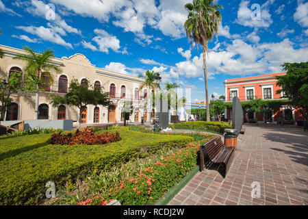 Mazatlan, Mexique - 10 décembre 2018 : Mazatlan Vieille Ville central Plaza dans le centre-ville historique Banque D'Images