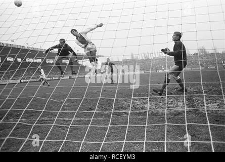 Ajax tegen DWS 3-2, spelmomenten Bestanddeelnr, 921-0470. Banque D'Images