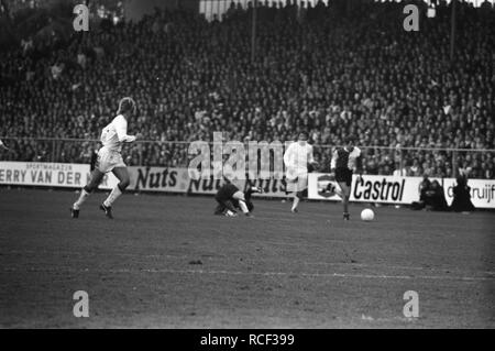 Tegen Ajax Feyenoord 2-1, Bestanddeelnr 925-1136. Banque D'Images