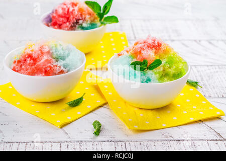 Arc-en-ciel maison shaved ice Banque D'Images