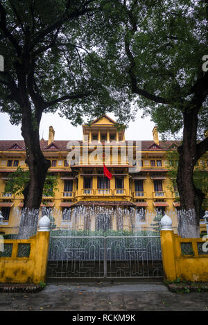 Ministère des affaires étrangères, bâtiment bâtiment colonial français désigné comme site du patrimoine national, Hanoi, Vietnam Banque D'Images