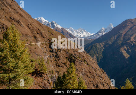 Everest, Lhotse et l'Ama Dablam sommets. Camp de base de l'Everest trek au Népal Banque D'Images