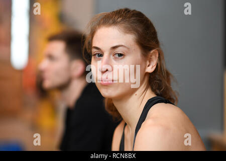 14 janvier 2019, Bavaria, Munich : escalade, présentation de la sélection d'escalade groupe pour la qualification olympique Tokyo 2020 à Munich (Bavière) : le grimpeur Alma Bestvater. Photo : Tobias Hase/dpa Banque D'Images