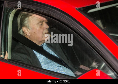 Londres, Royaume-Uni. 15 janvier, 2019. Kenneth Clarke, député conservateur de Rushcliffe, met le Parlement après que le gouvernement a perdu le vote sur le retrait définitif proposé par Brexit accord par 230 voix. Credit : Mark Kerrison/Alamy Live News Banque D'Images