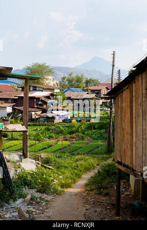 Belle vue de la ville de Pakse je pris dans le sud du Laos. Ladscape de l'Asie du sud est. Banque D'Images