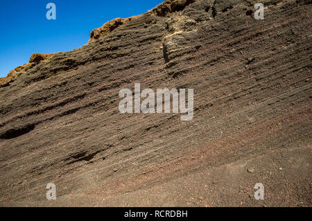 Les couches de roche sédimentaire sur Lanzarote, Îles Canaries Banque D'Images