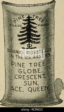 . Dickinson's hand book sur les semences de ferme. Les plantes fourragères. [From old catalog] ; le grain. [From old catalog] ; semences. livre, et une meilleure qualité de porc que l'on peut obtenir avec le maïs. Nourris les pois de la proportion de Vs à i/^ avec le son de blé, des courts-circuits ou de masse d'avoine forment un excellent ra- tion de brebis dans le lait, les truies de la couvée, vaches laitières, agneaux, poulains et chevaux au travail. Couper les pois pour le foin tandis que les vignes sont -encore un peu vert et bien séché, le rang à côté de Clover hay en valeur fourragère. En plus de la valeur d'alimentation, ils se placent à côté de trèfle rouge comme amendements des sols.. 28 Tl*e Albert Dickinson Co. C'hioagro^Mi Banque D'Images