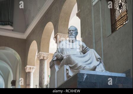 En la figure du prince régent Luitpold dans l'exceptionnel quartier du Lichthof de l'UGP, Ludwig-Maximilians-University, Munich, Haute-Bavière Banque D'Images