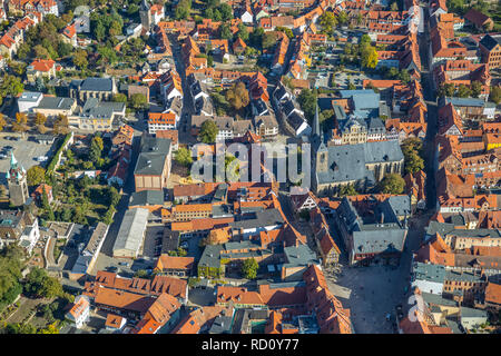 Vue aérienne, Goetzsches marché mausolée, Benediktii Marktkirchhof Stankt, église, Quedlinburg-Altstadt, Quedlinburg, Saxe-Anhalt Harz, district, Ge Banque D'Images