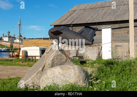 SOLOVKA, République de Carélie, en Russie - 27 juin 2018 : Paravan - véhicules sous-marins remorqués pour protéger le navire de l'ancrage contact mines. Installé ne Banque D'Images